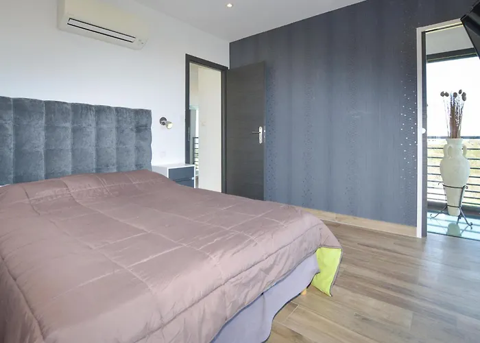 2 Bedroom Lovely In * Cervione