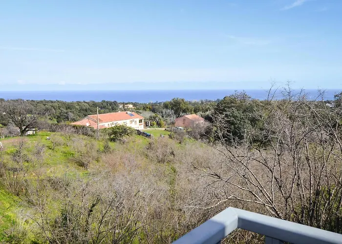 Tatil Evi 2 Bedroom Lovely In Cervione