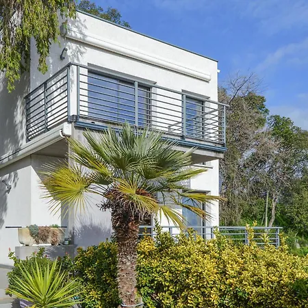 Casa vacanze 2 Bedroom Lovely In Cervione